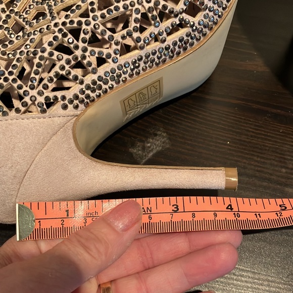 Fabulous Betsey Johnson cream with gunmetal bling caged peep toe 4” bootie. - Picture 9 of 16